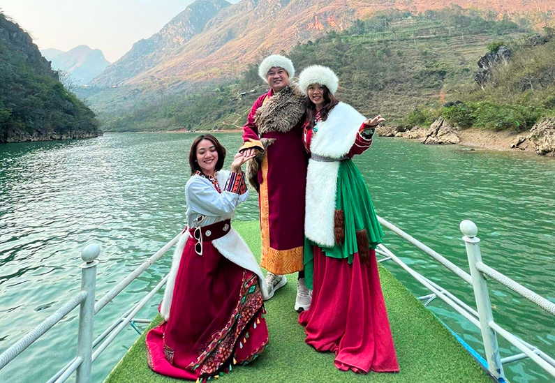 Tour du lịch Hà Giang 4 ngày 3 đêm